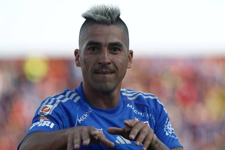 “Siempre sale el sol”: la felicidad de Leandro Fernández por su semana de redención en la Universidad de Chile