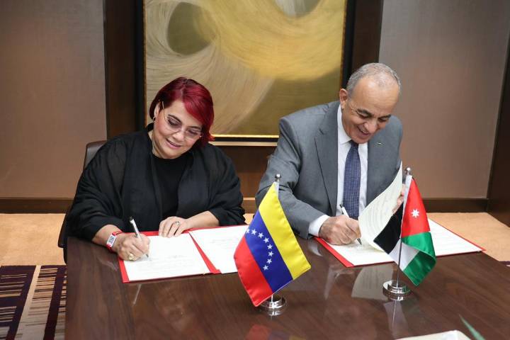 Firma de memorándum entre Venezuela y Jordania fortalecerá el turismo