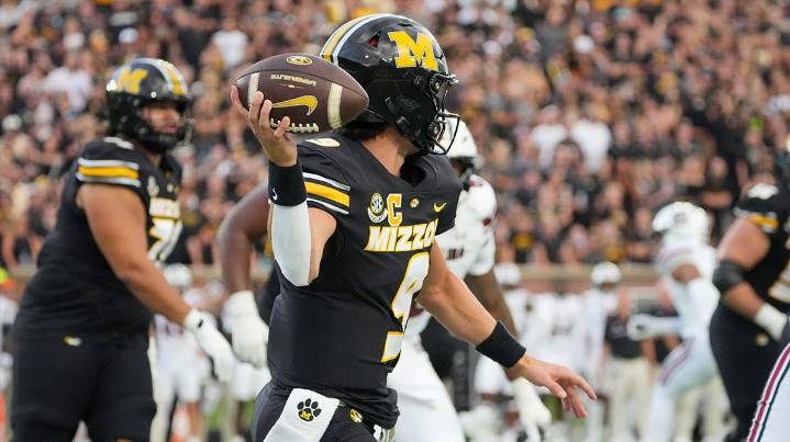 Missouri coach provides Beau Pribula injury update