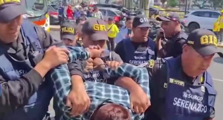 Surco: capturan a presunto extorsionador que amenazó a chofer de bus en la Bolichera