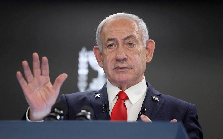 Netanyahu pide al presidente de Israel que lo indulte en su juicio por corrupción en aras del 'interés' del país