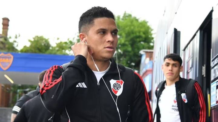 Juanfer Quintero apuntó: "Jamás le haría la cama"