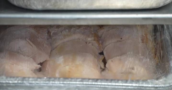 Community steps up as Stephen Center prepares Thanksgiving feast