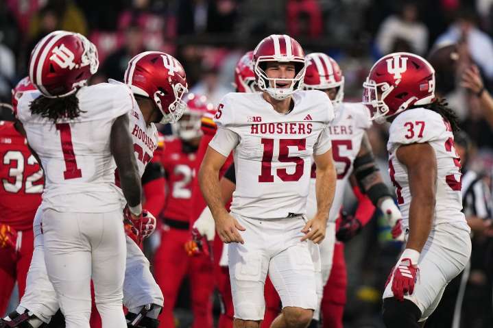 Indiana vs. Penn State FREE LIVE STREAM (11/8/25): Watch college football, Week 11 online