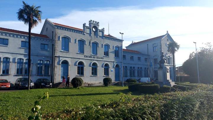 Cudillero y Valdés, unidos por la querida muerte de la profesora Montserrat Menéndez Fernández