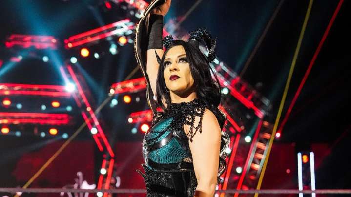 Stephanie Vaquer Beats Nikki Bella, Retains Women's World Title At WWE Survivor Series