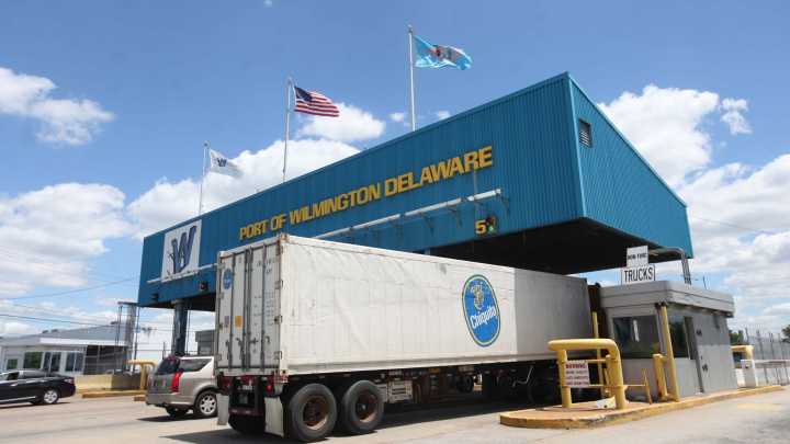 4 injured after fire on a container ship at the Port of Wilmington