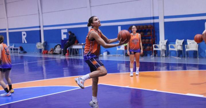 Gran triunfo del CB Arelsa ante el Universidad de León