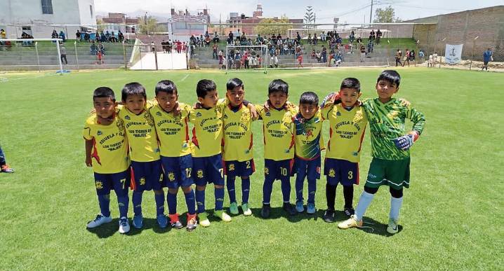 Arequipa: Majeños cerca de la final de menores