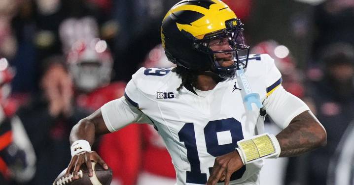 QB Bryce Underwood can make solid freshman season special if No. 15 Michigan upsets No. 1 Ohio State