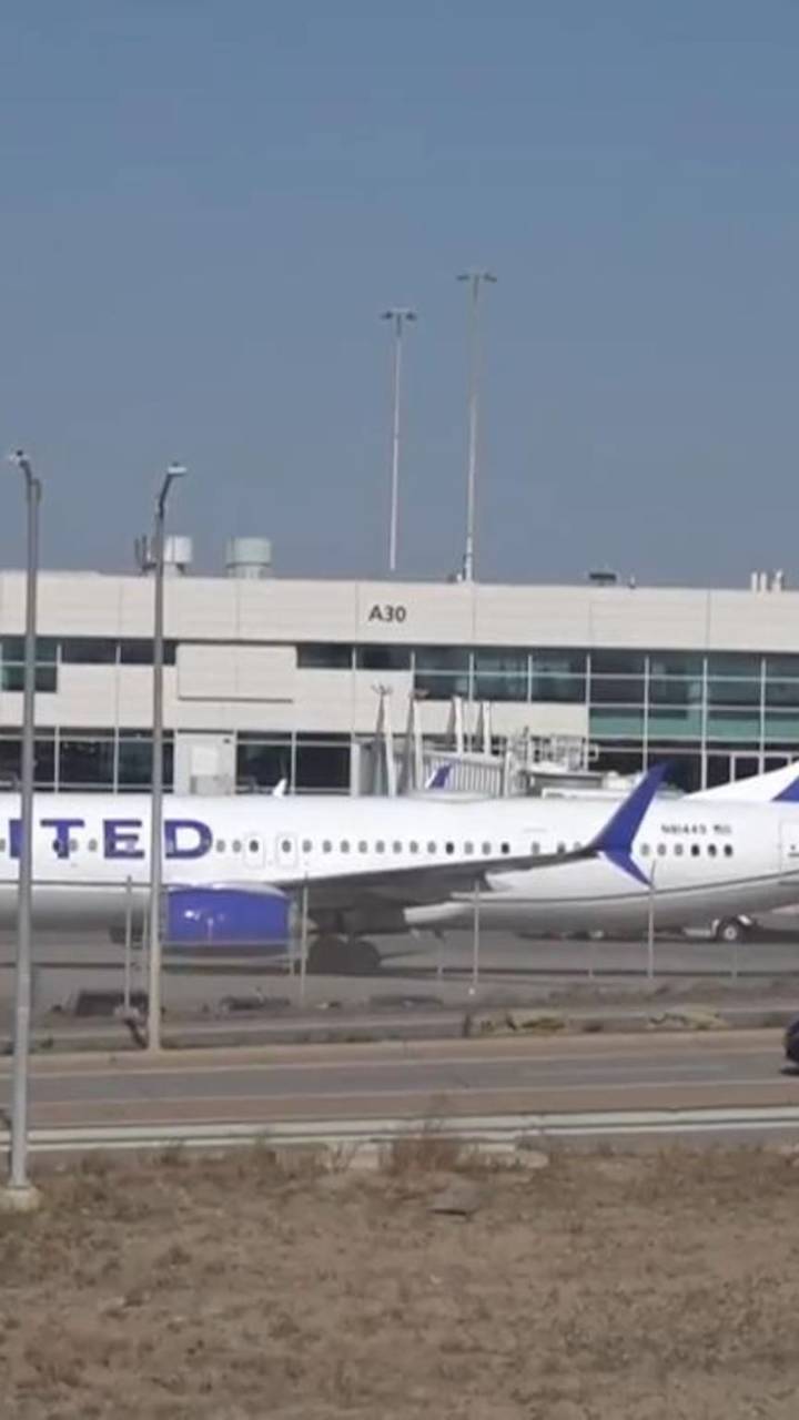 U.S. flight cancellations accelerate at major airports