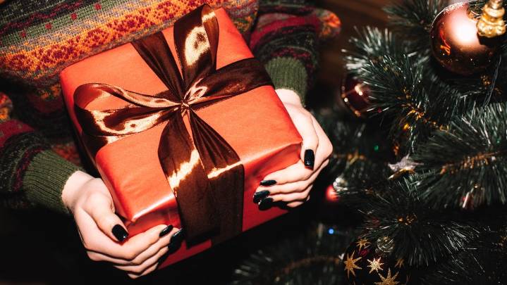 20 Best Christmas Gifts for Women: Luxury, Editor