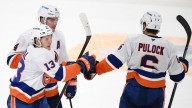 Islanders finish road trip with victory over Capitals