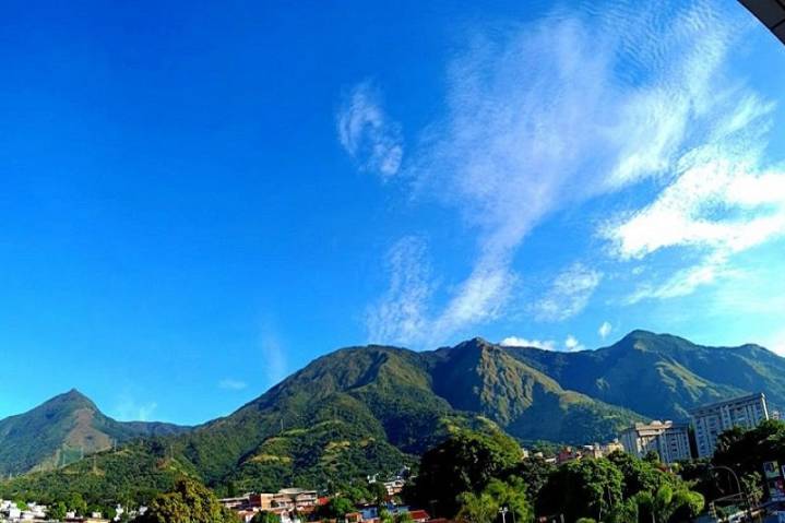 Viernes con cielo despejado anuncian los pronósticos