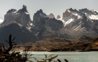 Turista fallece luego de extraviarse junto a dos amigos en Torres del Paine: uno continúa perdido y otro fue rescatado