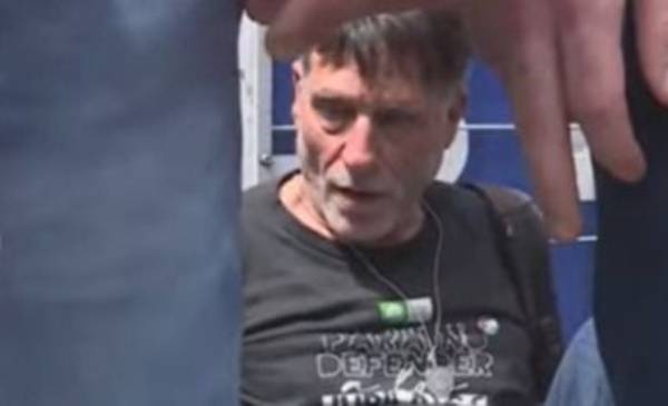 Avanza la Policía en nueva marcha de jubilados: detuvieron el padre Paco