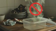 Cómo sacar el olor a humedad de los tuppers con un truco casero simple
