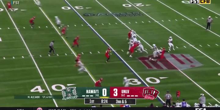 ‘Bows fall to UNLV in the island showdown, 38