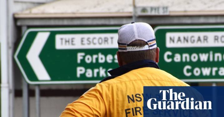 Schools closed and calls for caution as NSW faces worst bushfire risk in years