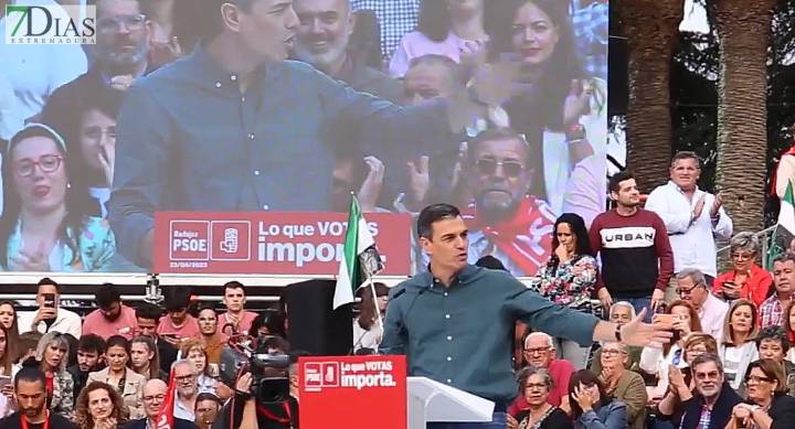Sánchez desembarca en Extremadura en plena pugna por la Junta: el PSOE busca recuperar el poder
