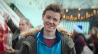‘Love Actually’ 2025 Google Pixel Commercial: Thomas Brodie-Sangster Gets Ignored by Fans in Funny New Ad! | Love Actually, Martine McCutcheon, Thomas Brodie-Sangster | Celebrity News and Gossip | Ent