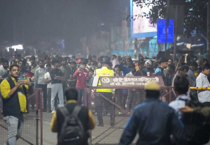 8 Dead, 24 Injured In Explosion In Car Near Delhi’s Red Fort