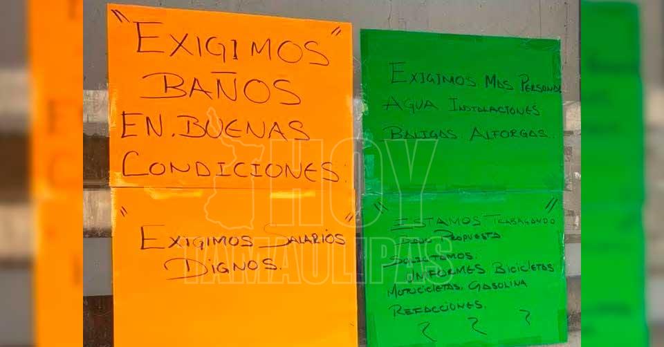 Celebran carteros de Reynosa su día en medio de quejas y demandas