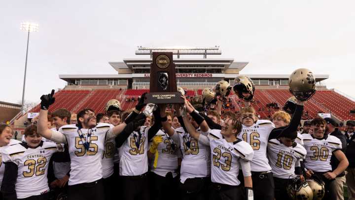 IHSA football playoff expansion proposal goes to all