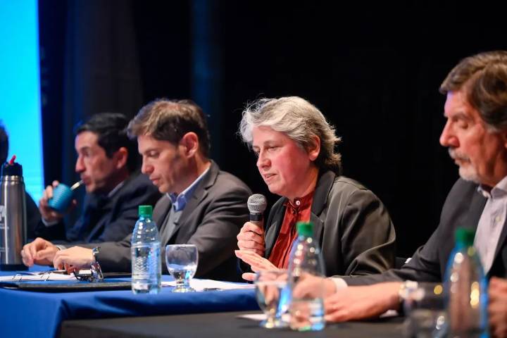 Sileoni deja Educación y lo reemplaza Flavia Terigi, rectora de una universidad pública