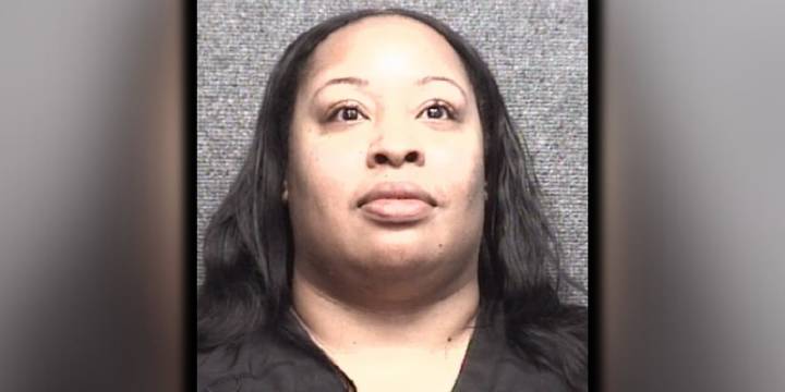 Employee accused of stealing over $600K from dental office in South Carolina