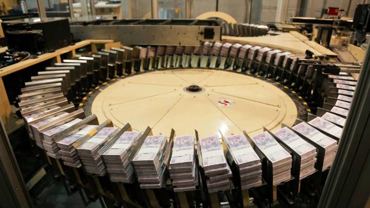 En medio de la crisis fiscal, Gobierno tomaría el manejo de billonario fondo que es autónomo