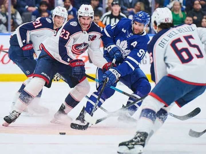 SIMMONS: Tavares deserves Team Canada notice even if none will come his way