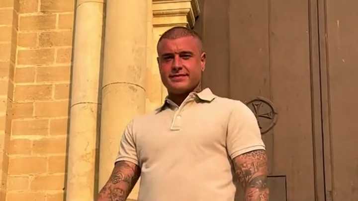 Adrián Rodríguez sufre una recaída de sus adicciones: «Volveré cuando me encuentre bien y fuerte»