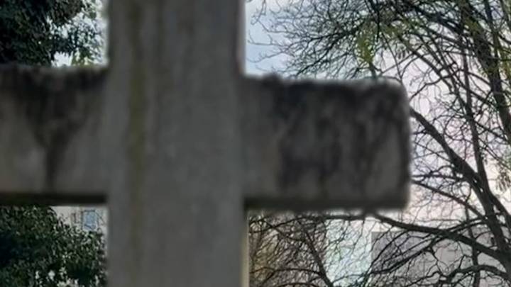 Cemetery holds lottery for plots