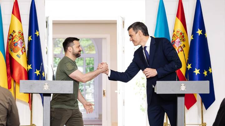 Zelenski visitará España en los próximos días para reunirse con Sánchez