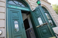 Staten Island woman, 45, accused of selling oxycodone in Tottenville on 2 occasions