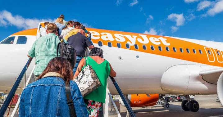 Glasgow easyJet flight makes emergency landing after leaving Tenerife