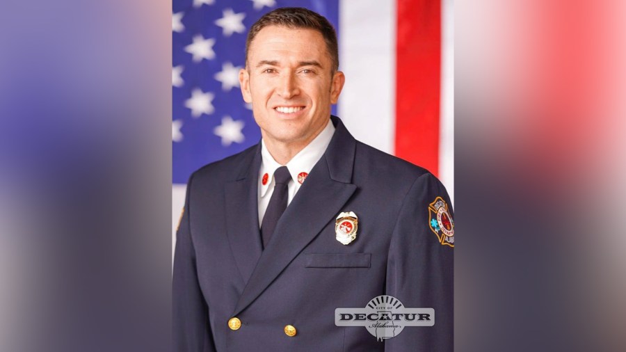 Decatur swears in new fire chief