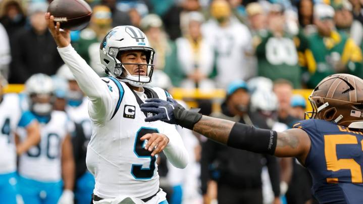 Panthers look to build off momentum from big win over Packers when they host NFC South