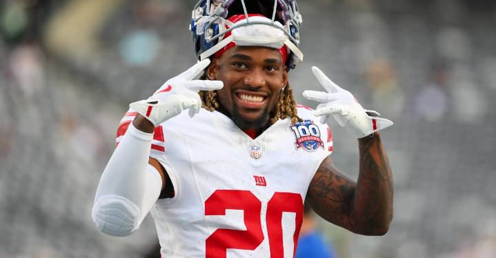 Roster moves: NY Giants add third running back to 53