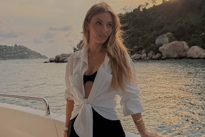Irina Baeva de vacaciones en el mar, y otras fotos de los famosos