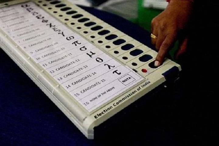 DMK challenges ECI's Special Intensive Revision in SC on 65 grounds