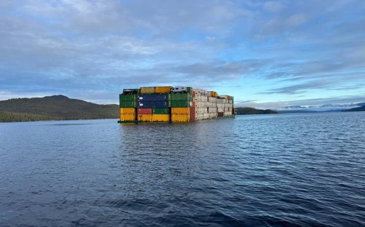 Sinking barge off B.C. coast moved to safe harbour; unloading delayed by wind