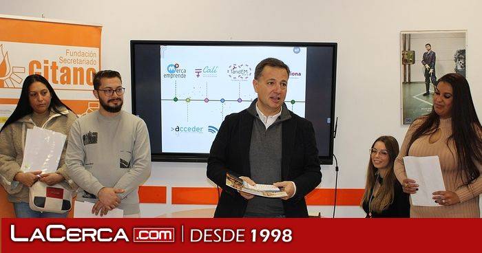 El Ayuntamiento aporta 12.000 euros a la Fundación Secretariado Gitano para apoyar el programa de empleo destinado al colectivo