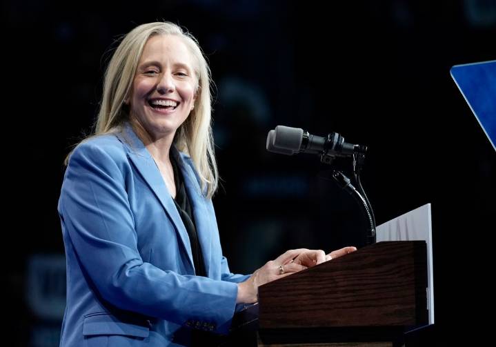 Abigail Spanberger elected Virginia governor in a historic first that boosts Democrats ahead of 2026