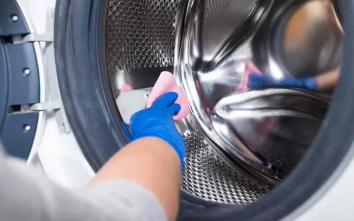 Desinfecta tu lavadora con estos trucos caseros y olvídate del mal olor