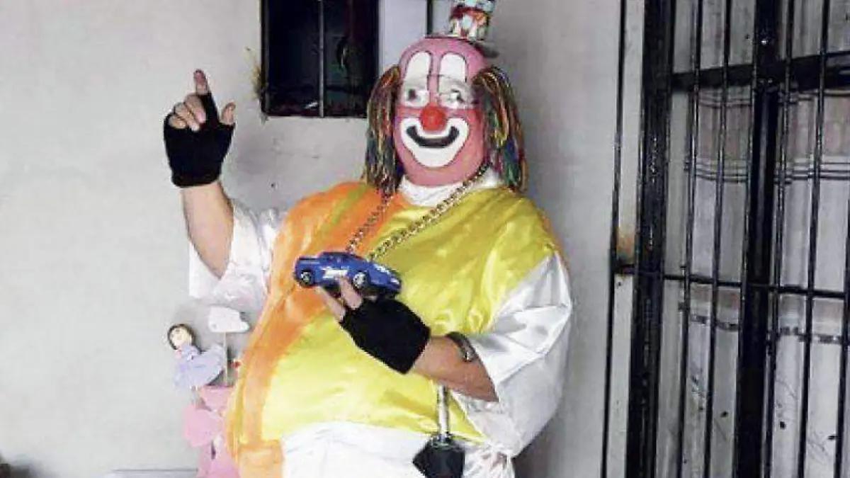 ¿Recuerdas a Tokito? El policía payaso que enseñó a miles de niños a cruzar las calles con una sonrisa