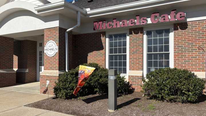 Sandwiches, sorbets served at this Twinsburg eatery