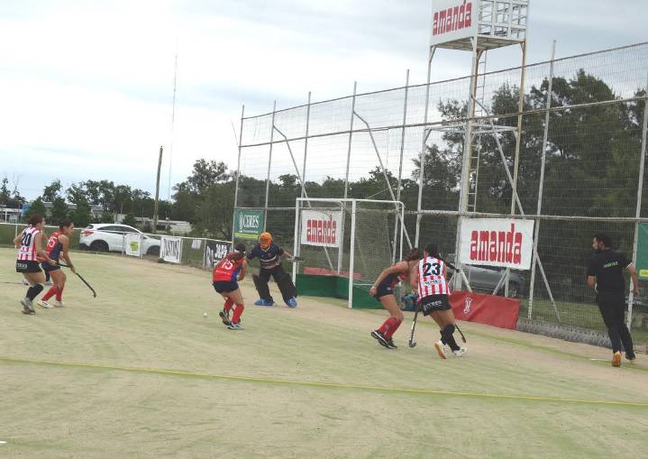 Hockey: se jugaron las finales del Torneo de de la Asociación