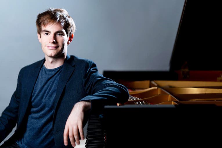 El pianista español Andrés Navarro dará un concierto en Tucumán